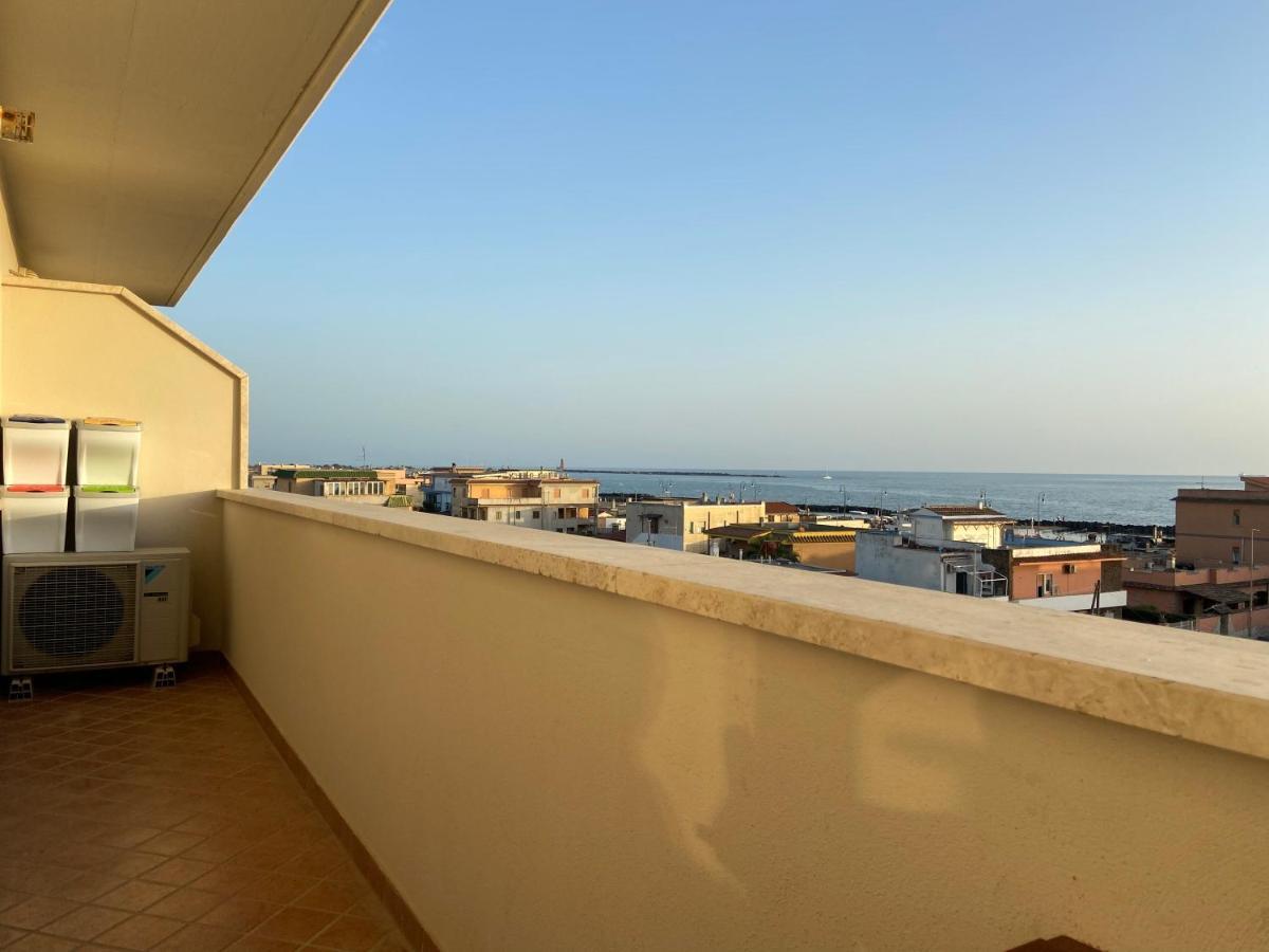 Agm Suite - Rome Airport Fco - Fiumicino Mare Exterior foto